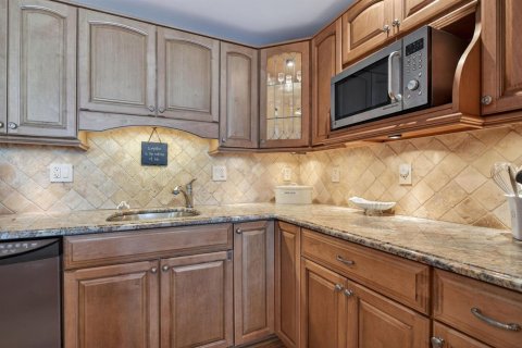 Copropriété à vendre à Pompano Beach, Floride: 2 chambres, 116.13 m2 № 2084444 - photo 14