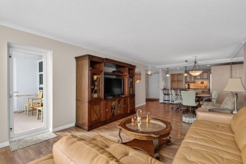 Copropriété à vendre à Pompano Beach, Floride: 2 chambres, 116.13 m2 № 2084444 - photo 23