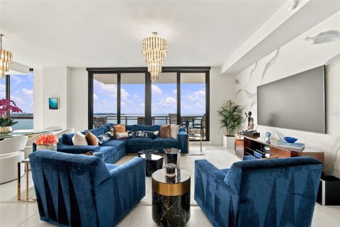 Copropriété à vendre à Tampa, Floride: 2 chambres, 202.99 m2 № 2427656 - photo 2