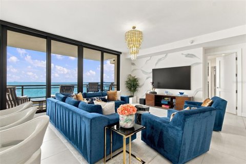 Copropriété à vendre à Tampa, Floride: 2 chambres, 202.99 m2 № 2427656 - photo 4