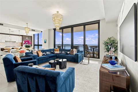 Copropriété à vendre à Tampa, Floride: 2 chambres, 202.99 m2 № 2427656 - photo 3