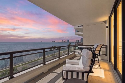 Condo à Tampa, Floride, 2 chambres  № 2427656