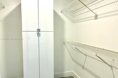 Купить кондоминиум в Лодерхилл, Флорида 2 спальни, 131.55м2, № 2023292 - фото 12