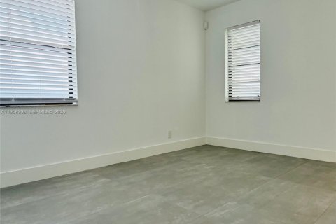 Condominio en venta en Lauderhill, Florida, 2 dormitorios, 131.55 m2 № 2023292 - foto 23