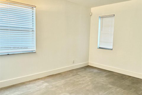 Купить кондоминиум в Лодерхилл, Флорида 2 спальни, 131.55м2, № 2023292 - фото 13