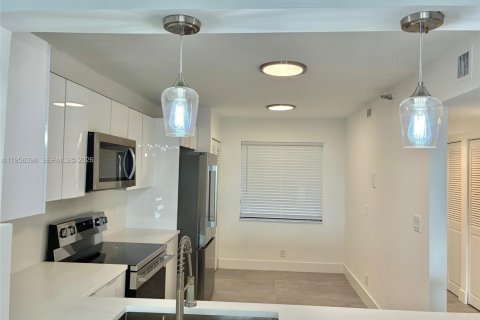 Купить кондоминиум в Лодерхилл, Флорида 2 спальни, 131.55м2, № 2023292 - фото 2