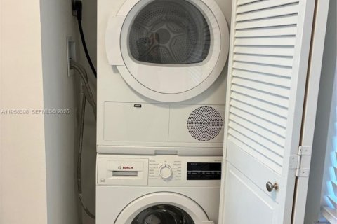 Купить кондоминиум в Лодерхилл, Флорида 2 спальни, 131.55м2, № 2023292 - фото 4