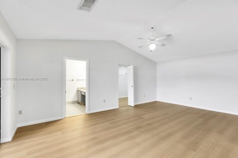House in Boca Raton, Florida 2 bedrooms, 147.34 sq.m. № 1854842 - photo 30