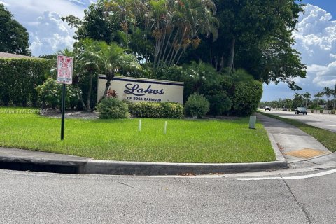 House in Boca Raton, Florida 2 bedrooms, 147.34 sq.m. № 1854842 - photo 1