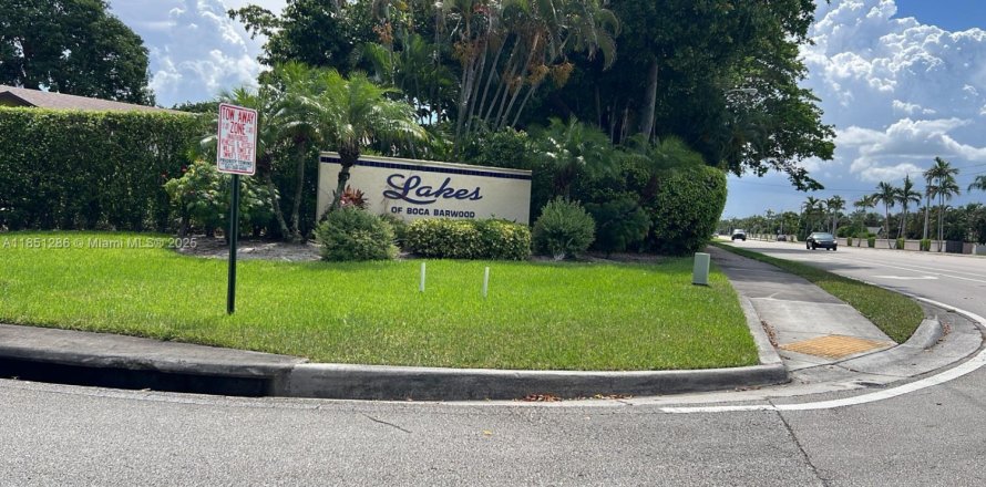 House in Boca Raton, Florida 2 bedrooms, 147.34 sq.m. № 1854842