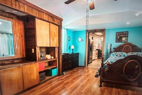 Casa en venta en Tarpon Springs, Florida, 5 dormitorios, 315.03 m2 № 2425538 - foto 23