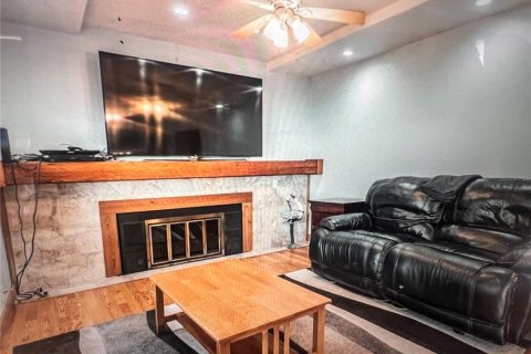 Casa en venta en Tarpon Springs, Florida, 5 dormitorios, 315.03 m2 № 2425538 - foto 17