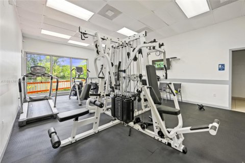 Condo in Miami, Florida, 2 bedrooms  № 1944134 - photo 26