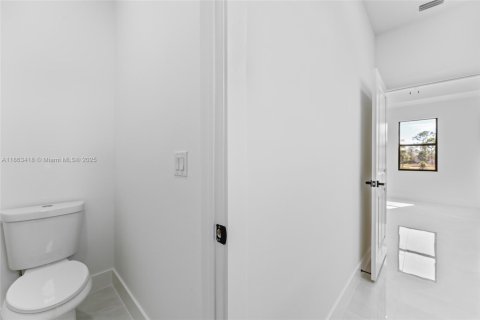 House in Lehigh Acres, Florida 3 bedrooms № 1889847 - photo 23