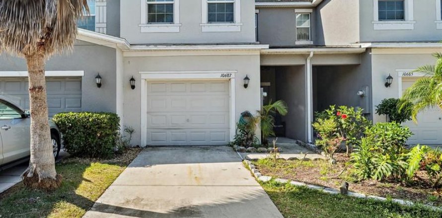 Adosado en Riverview, Florida 3 dormitorios, 179.12 m2 № 1854023