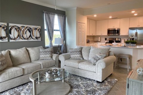Condo in Bradenton, Florida, 3 bedrooms in LAKEWOOD NATIONAL  № 1835570 - photo 8