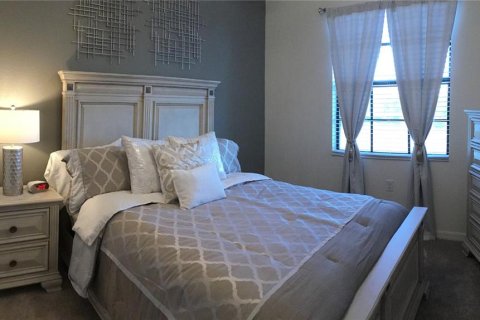 Condo in Bradenton, Florida, 3 bedrooms in LAKEWOOD NATIONAL  № 1835570 - photo 18