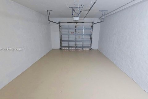 Condo in Fort Lauderdale, Florida, 2 bedrooms  № 2040568 - photo 4