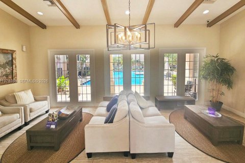 Condo in Fort Lauderdale, Florida, 2 bedrooms  № 2040568 - photo 20