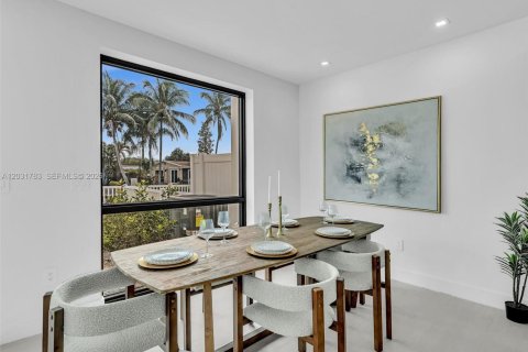 Adosado en venta en Dania Beach, Florida, 3 dormitorios, 195.09 m2 № 2085337 - foto 28