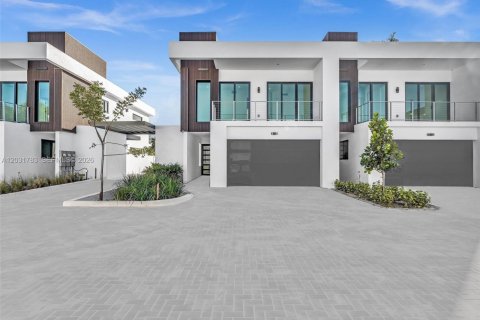 Adosado en venta en Dania Beach, Florida, 3 dormitorios, 195.09 m2 № 2085337 - foto 8
