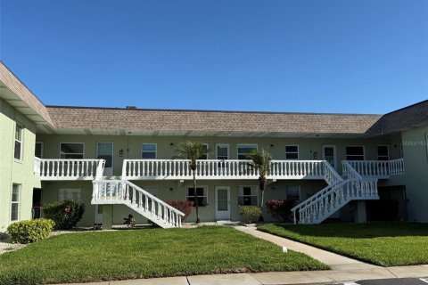 Condo in Tarpon Springs, Florida, 1 bedroom  № 2259001