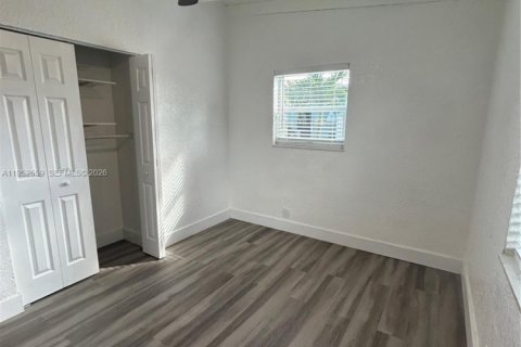 House in Pompano Beach, Florida 3 bedrooms, 88.26 sq.m. № 2008564 - photo 21