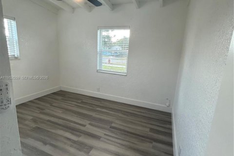 House in Pompano Beach, Florida 3 bedrooms, 88.26 sq.m. № 2008564 - photo 20