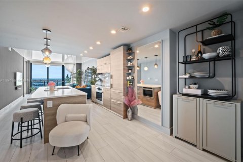 Condominio en venta en Miami, Florida, 2 dormitorios, 106.93 m2 № 1842911 - foto 16
