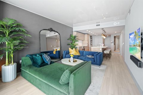 Condominio en venta en Miami, Florida, 2 dormitorios, 106.93 m2 № 1842911 - foto 15