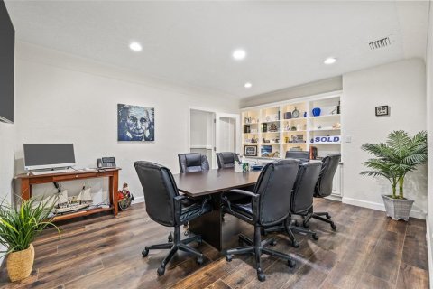 Propiedad comercial en alquiler en Clearwater, Florida, 173.73 m2 № 1866674 - foto 26