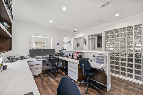 Propiedad comercial en alquiler en Clearwater, Florida, 173.73 m2 № 1866674 - foto 21