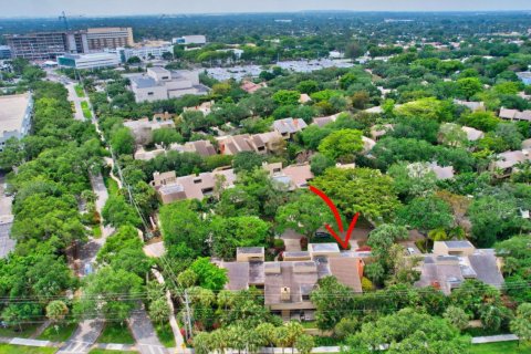 Adosado en venta en Boca Raton, Florida, 3 dormitorios, 193.98 m2 № 1100304 - foto 1