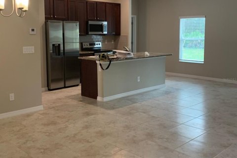 Casa en alquiler en North Port, Florida, 3 dormitorios, 158.68 m2 № 1908452 - foto 2
