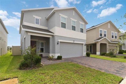 House in Davenport, Florida 4 bedrooms, 226.68 sq.m. № 2097450 - photo 2