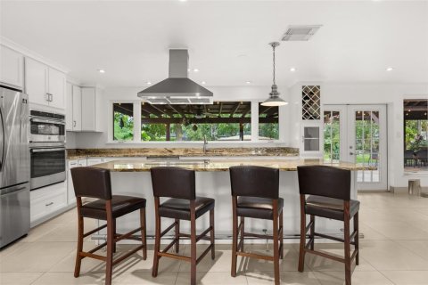 Villa ou maison à vendre à Belle Isle, Floride: 4 chambres, 261.33 m2 № 2348271 - photo 18