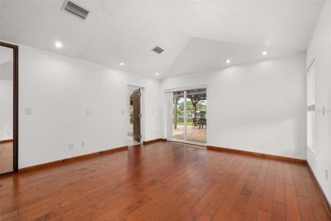 Villa ou maison à vendre à Belle Isle, Floride: 4 chambres, 261.33 m2 № 2348271 - photo 26