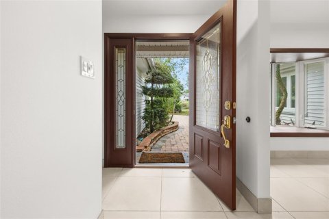 Villa ou maison à vendre à Belle Isle, Floride: 4 chambres, 261.33 m2 № 2348271 - photo 9