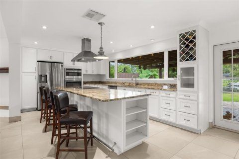 Villa ou maison à vendre à Belle Isle, Floride: 4 chambres, 261.33 m2 № 2348271 - photo 16