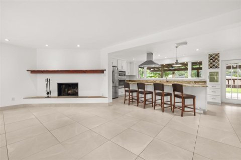 Villa ou maison à vendre à Belle Isle, Floride: 4 chambres, 261.33 m2 № 2348271 - photo 15
