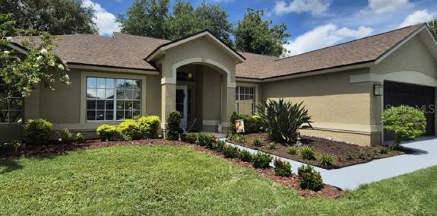Casa en Clermont, Florida 3 dormitorios, 168.9 m2 № 1787644