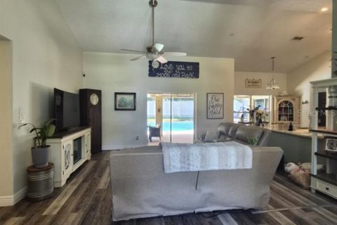 Casa en venta en Clermont, Florida, 3 dormitorios, 168.9 m2 № 1787644 - foto 8