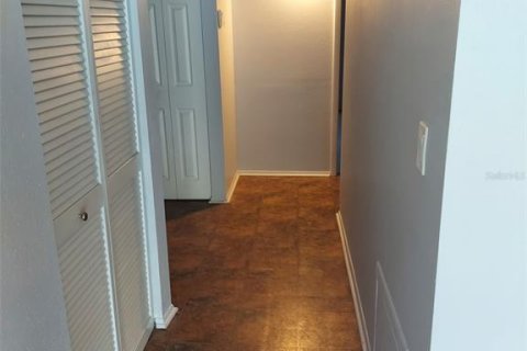 Copropriété à louer à Saint Petersburg, Floride: 2 chambres, 102.19 m2 № 1873504 - photo 4