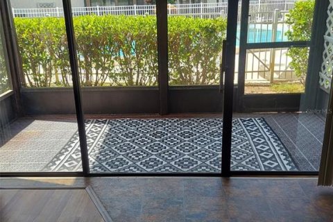 Copropriété à louer à Saint Petersburg, Floride: 2 chambres, 102.19 m2 № 1873504 - photo 7