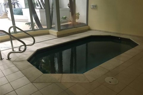 Снять в аренду кондоминиум в Холливуд, Флорида 1 спальня, 64.1м2, № 1991460 - фото 19