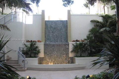 Снять в аренду кондоминиум в Холливуд, Флорида 1 спальня, 64.1м2, № 1991460 - фото 16