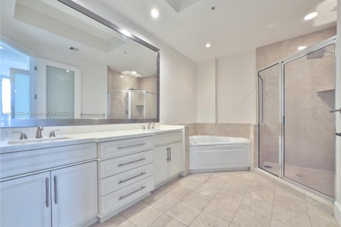 Copropriété à louer à Miami, Floride: 2 chambres, 163.79 m2 № 1962420 - photo 16