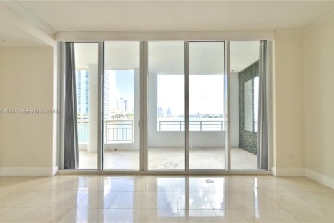 Copropriété à louer à Miami, Floride: 2 chambres, 163.79 m2 № 1962420 - photo 8