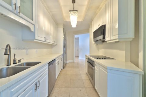 Copropriété à louer à Miami, Floride: 2 chambres, 163.79 m2 № 1962420 - photo 25