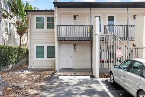 Copropriété à louer à Tampa, Floride: 2 chambres, 69.49 m2 № 1765505 - photo 3